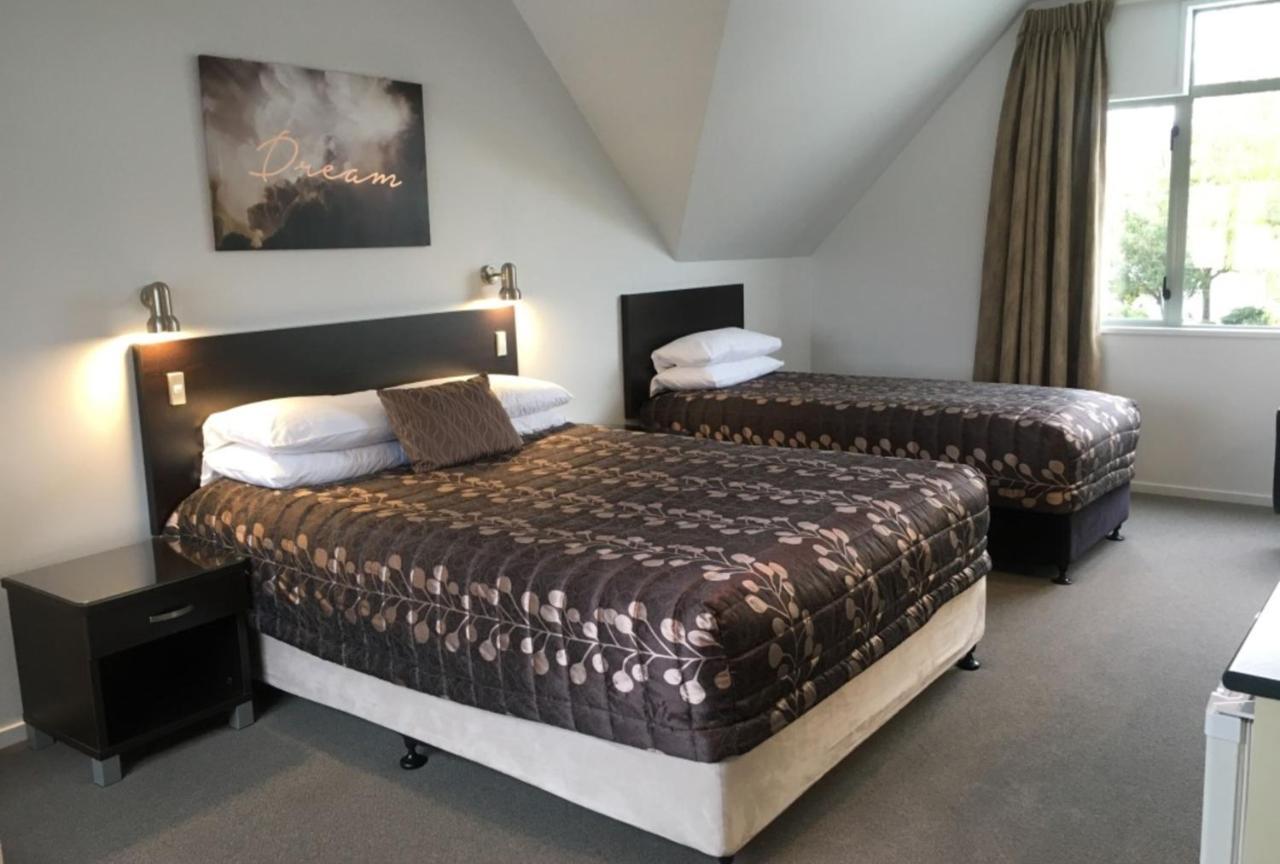 Colonial Manor Motel Cromwell Zewnętrze zdjęcie